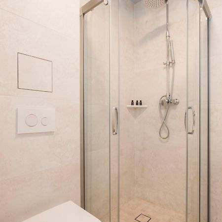 Roze Park Rooms Liepāja Dış mekan fotoğraf